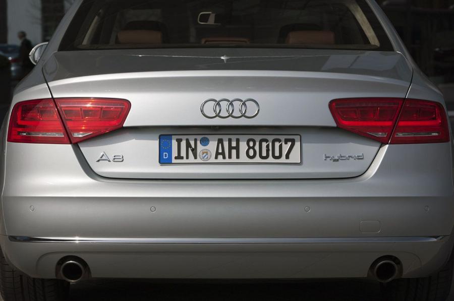 Детали экстерьера Audi A8 Hybrid (D4) 2011 года  (WW) (фото 29 из 67)